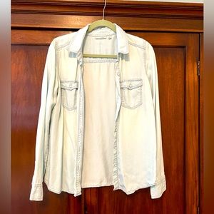 Halogen tencel light blue button down top